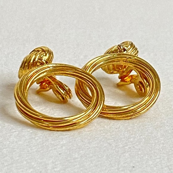 Golden Earrings Love Knots With Twisted Dangling Rings Clip Ons - Picture 4 of 8